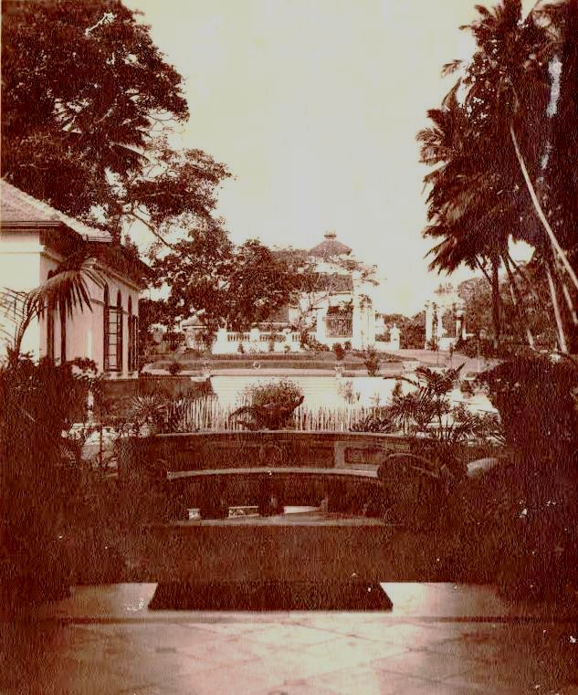 Sunken Garden from the Loggia